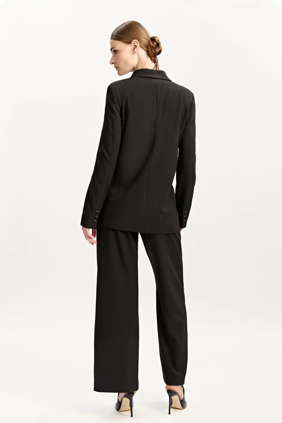 Bardot Women's Sloane Classic Black Blazer for Professional Style