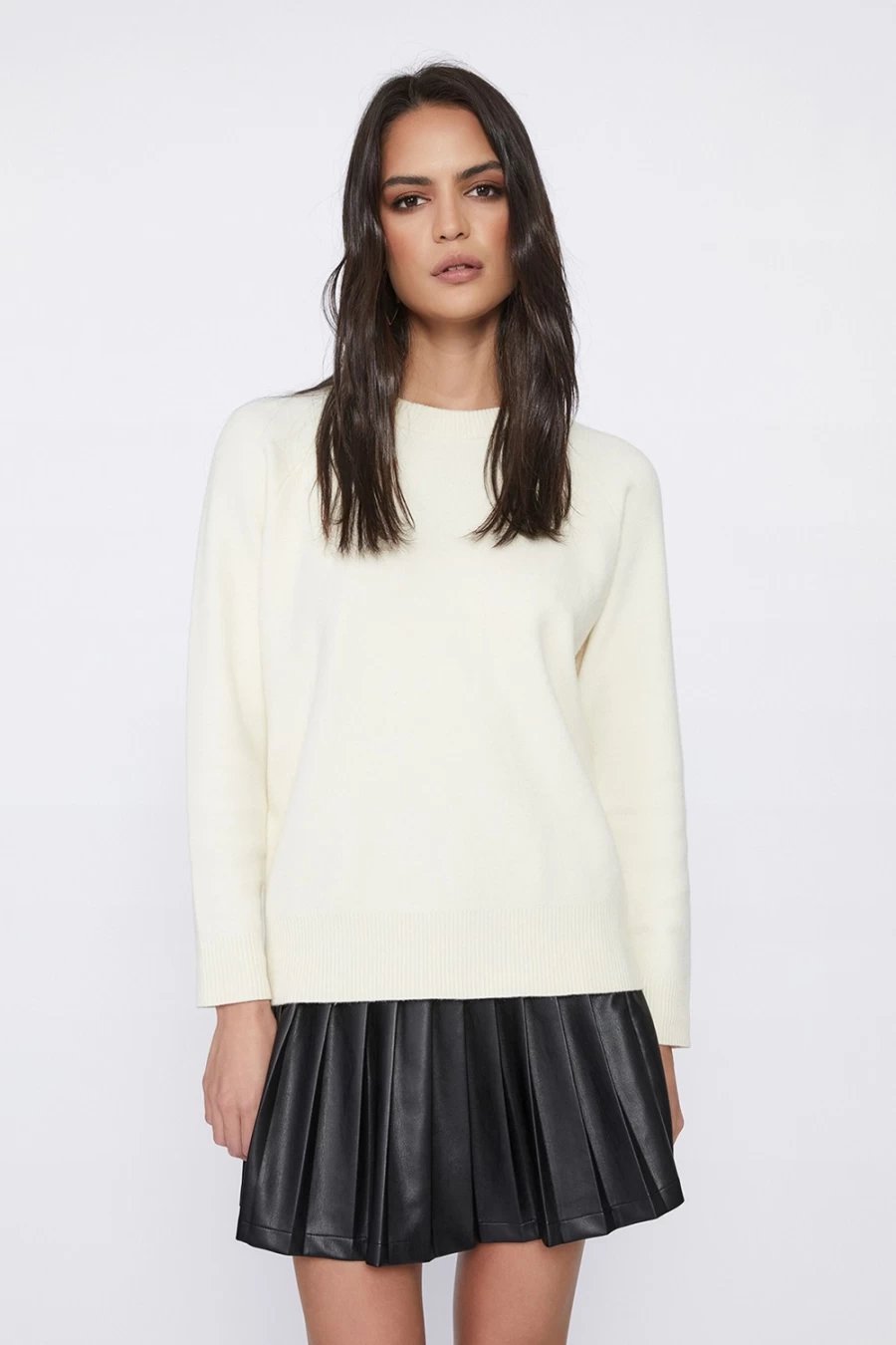 Bardot Women's Ivory Mata Knit Sweater - Soft Chunky Knit Pullover for Women